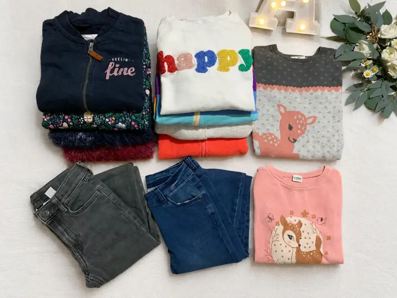 Lote de ropa infantil variada para niñas