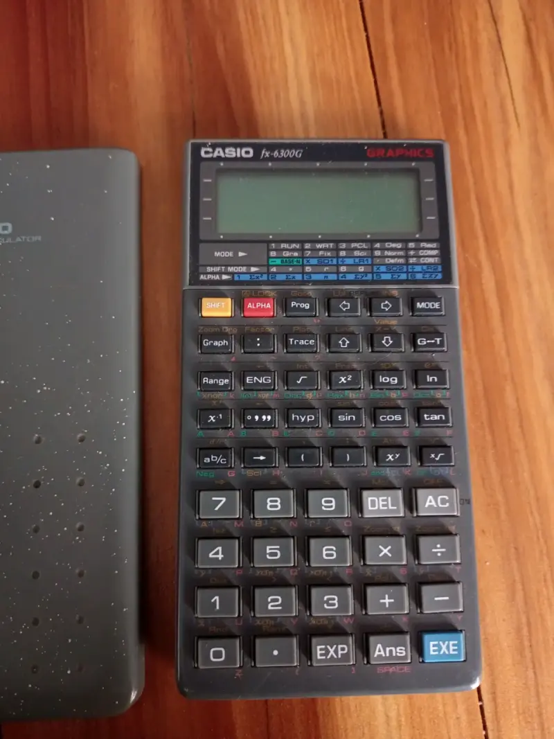 Calculadora gráfica Casio fx-6300G en buen estado
