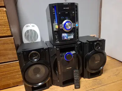 Sistema de sonido Panasonic con subwoofer y control remoto - miniatura 1