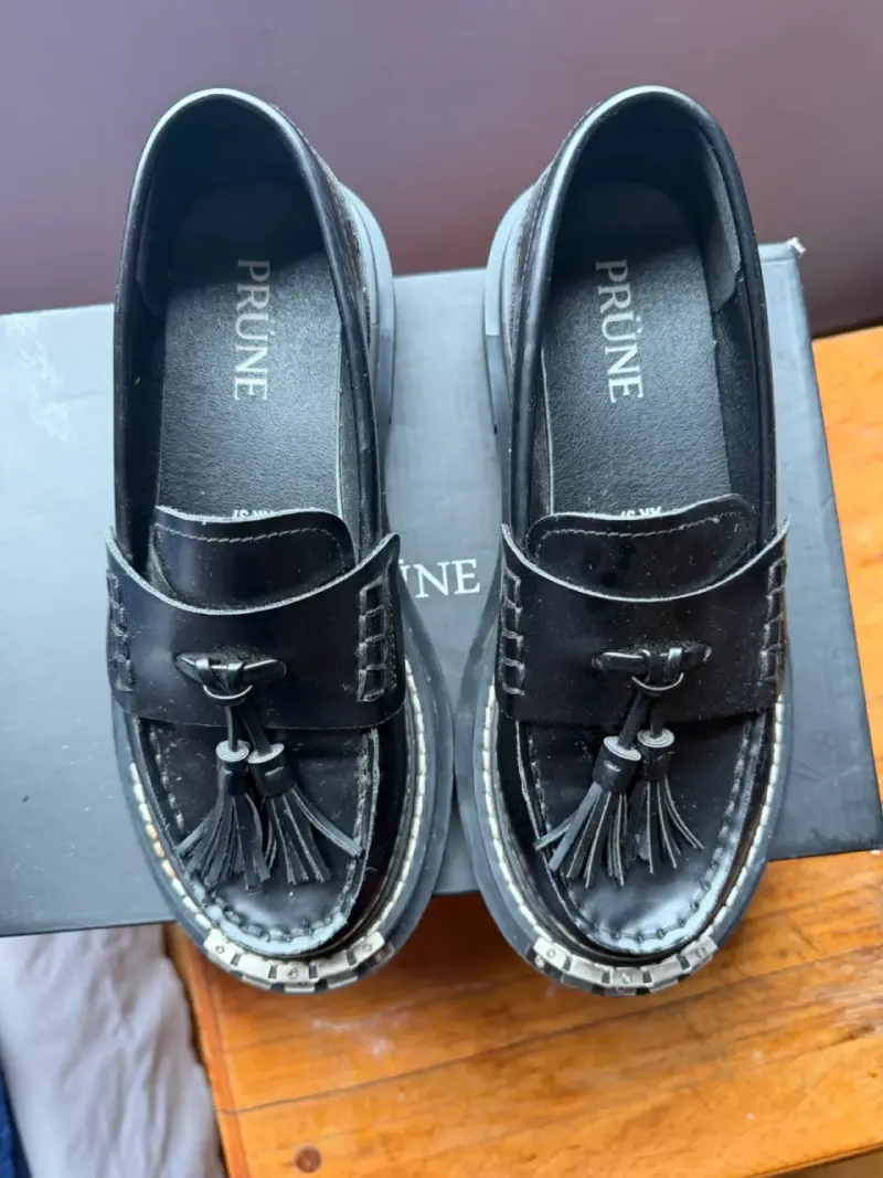 Mocasines de cuero negro con borlas Prüne - 6