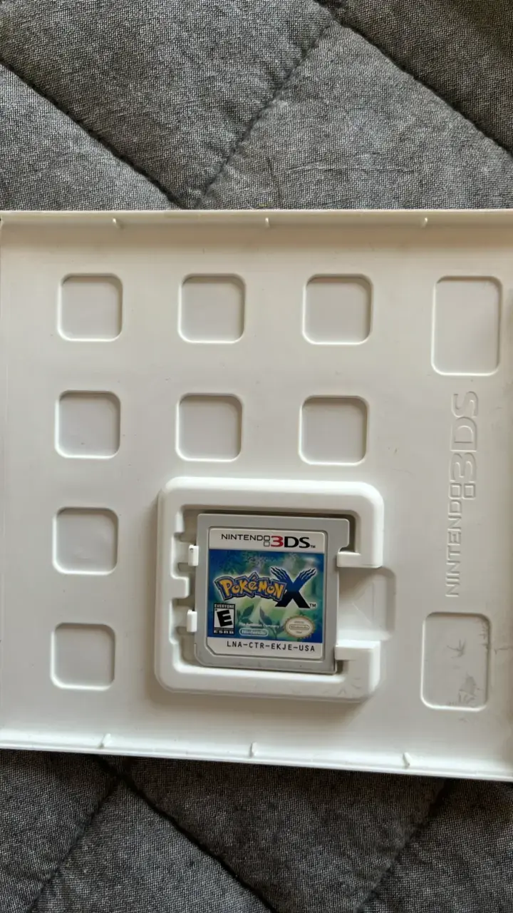 Juego Pokémon X para Nintendo 3DS en buen estado - 3