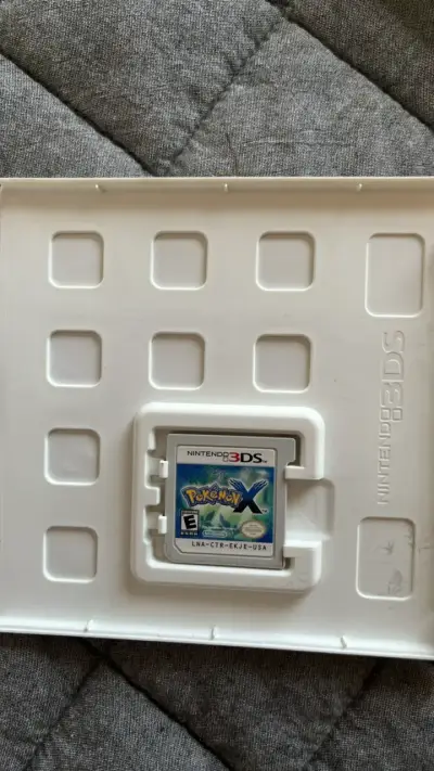 Juego Pokémon X para Nintendo 3DS en buen estado - miniatura 3