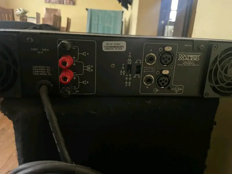 Amplificador Profesional Crest Audio CA6 - 3