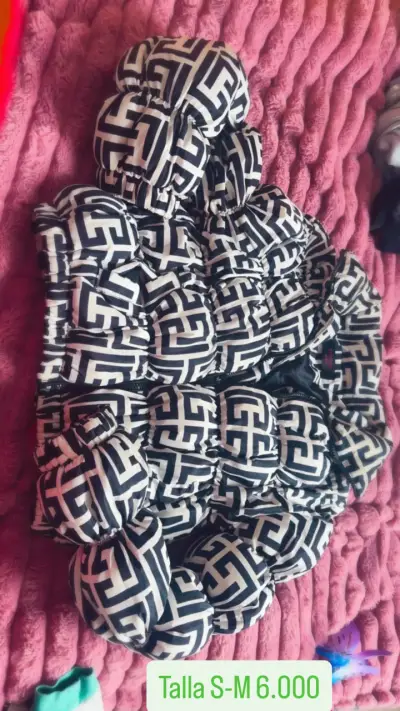 Chaqueta acolchada con diseño geométrico - miniatura 1