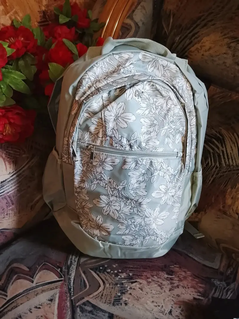 Mochila estampada floral gris