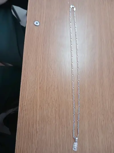 Cadena de plata - miniatura 1