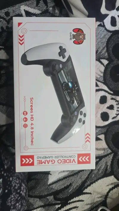 Consola portátil con pantalla HD 4.8 pulgadas - miniatura 1