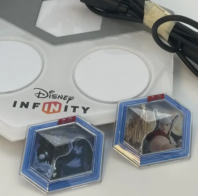 Set Disney Infinity con figuras de superhéroes - 2
