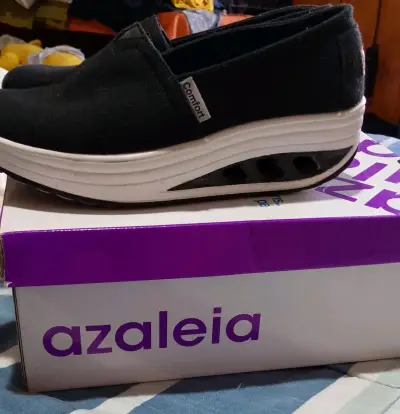 Zapatillas negras Azaleia Angelo para mujer - miniatura 1