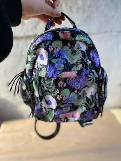 Mochila - miniatura 1