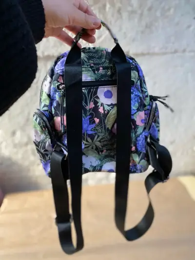 Mochila - miniatura 2