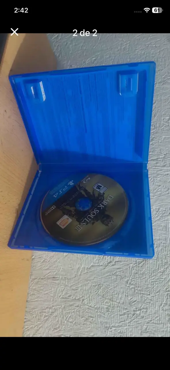 Dark Souls III The Fire Fades Edition PS4 - 2
