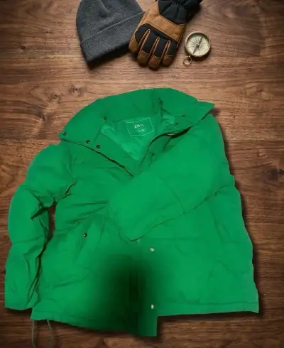 Chaqueta acolchada verde para mujer Zara - miniatura 4