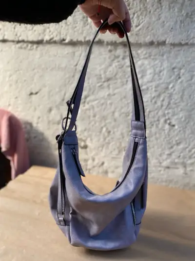 Bolso de Hombro Morado con Cierre - miniatura 1