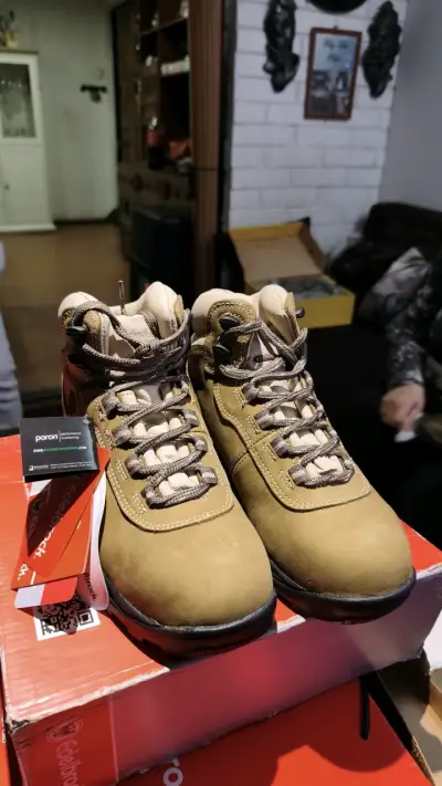 Botas de seguridad marrón para hombre - miniatura 1