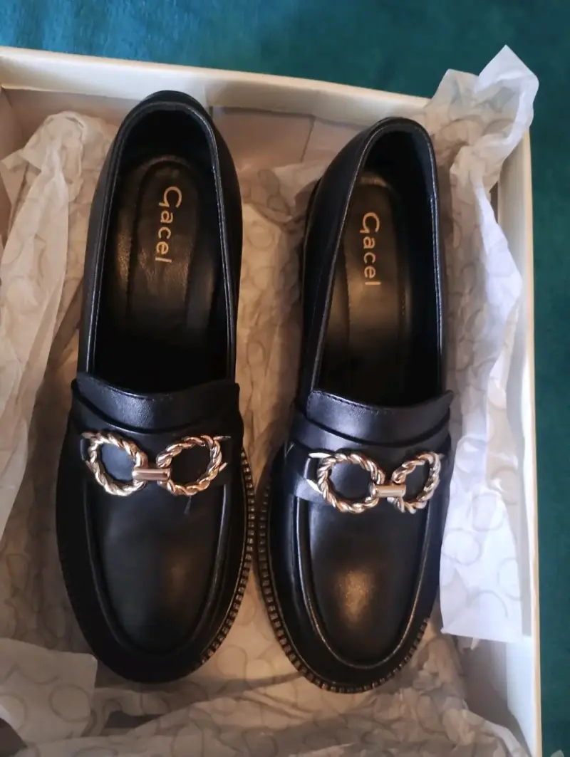 Zapatos Nuevo Gacel negro cadena dorada - 2