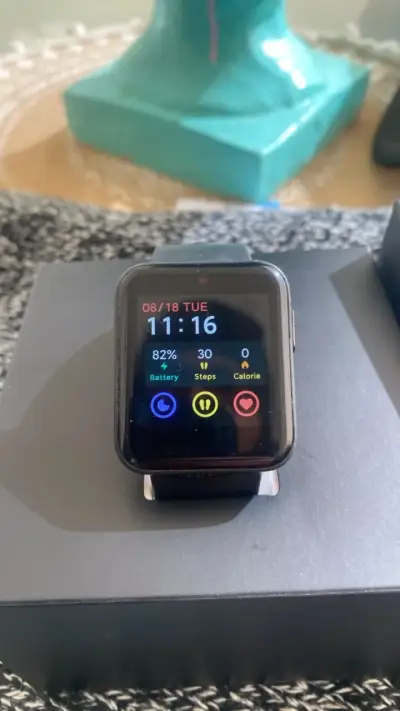 Smartwatch Xiaomi Mi Watch Lite con caja original - miniatura 1