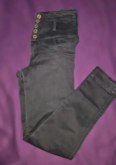 Jeans colombiano negros talla 8(38) - miniatura 2