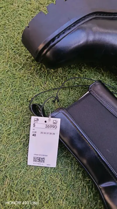 Botines Chelsea de Cuero Negro H&M - miniatura 2