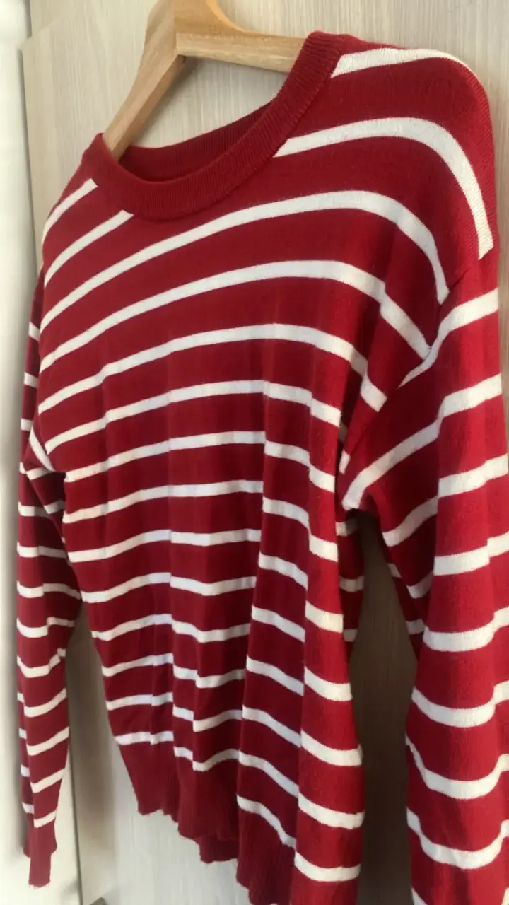 Suéter a rayas rojo y blanco para mujer - 2