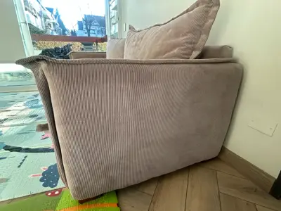 Sofá de cotele beige en buen estado - miniatura 3