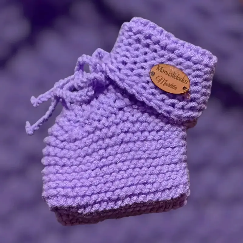 Botitas de bebé tejidas a mano en varios colores - 5
