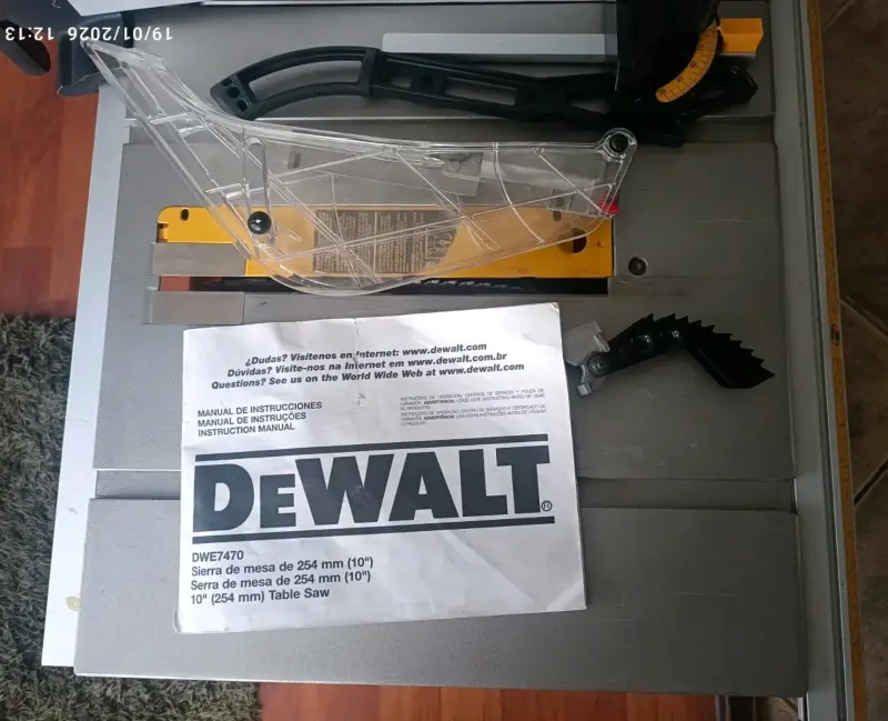 Sierra Ingleteadora DeWalt DW713-B2 10 pulgadas - 6