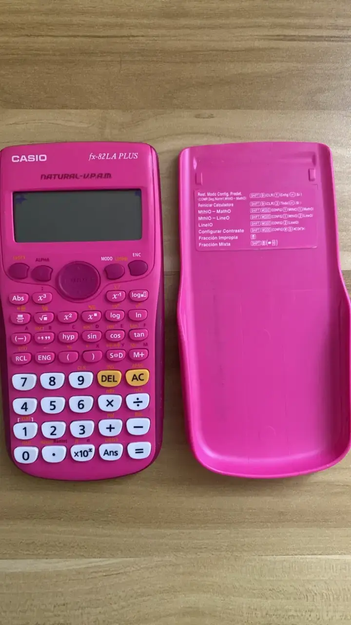 Calculadora científica Casio rosa con tapa - 2