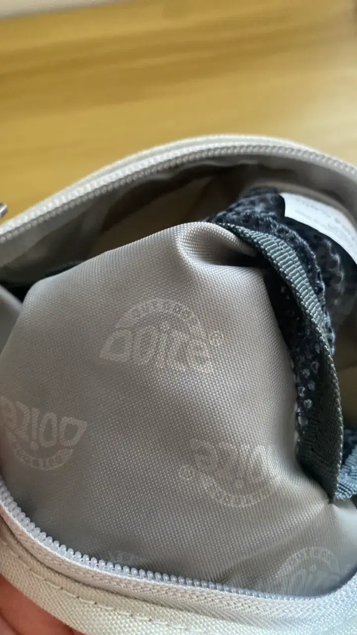 Riñonera de viaje Doite gris con múltiples bolsillos - 2