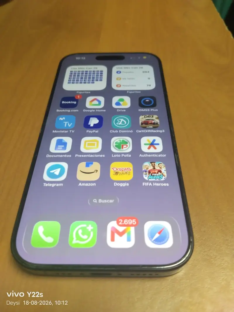 iPhone 16 pro en excelente estado - 1