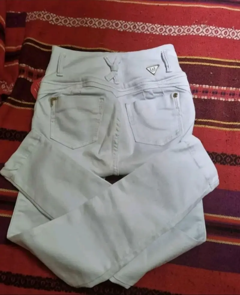 Jeans colombianos talla 6(34) color blanco - 3