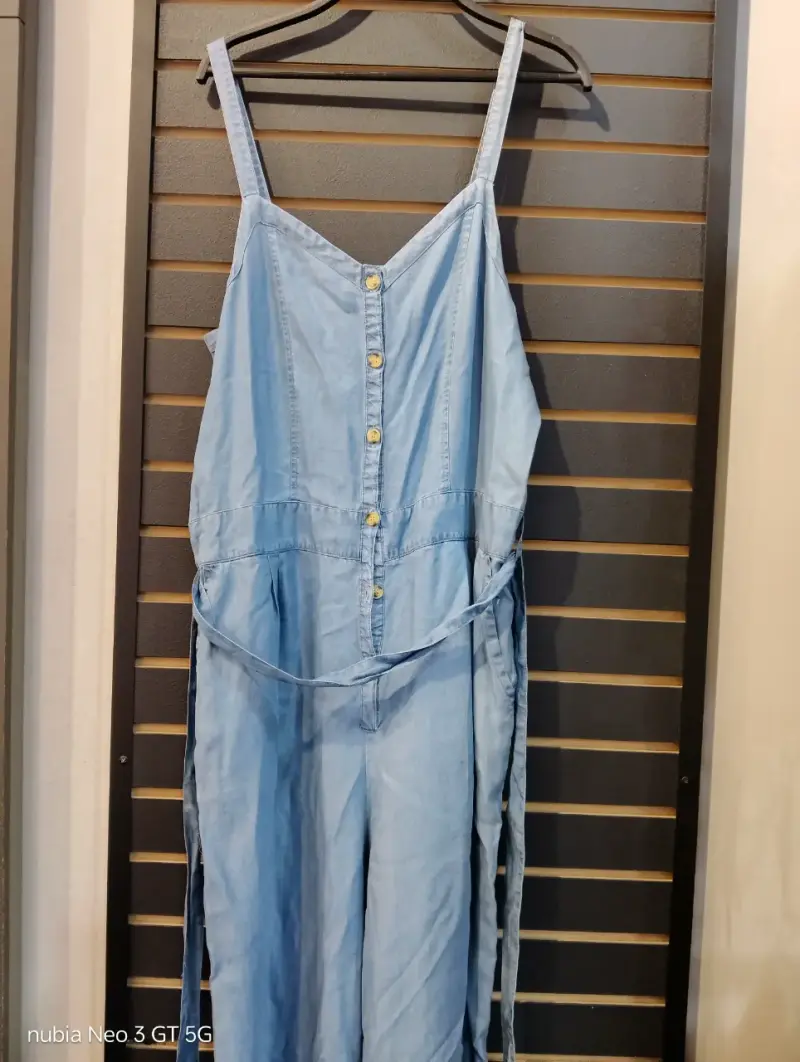 Enterito de mezclilla azul claro para mujer