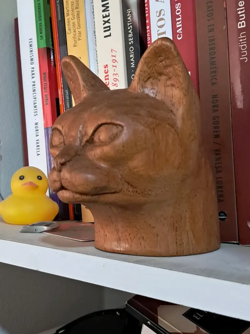Escultura Decorativa Cabeza de Gato en Madera - 3