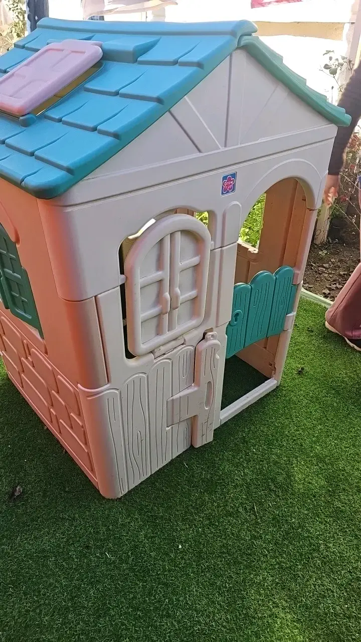 Casita de Juego Infantil de Plástico para Exterior - 2