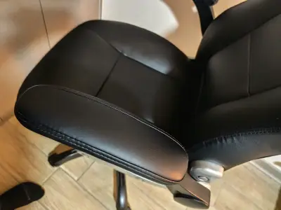 Silla ejecutiva reclinable - miniatura 3