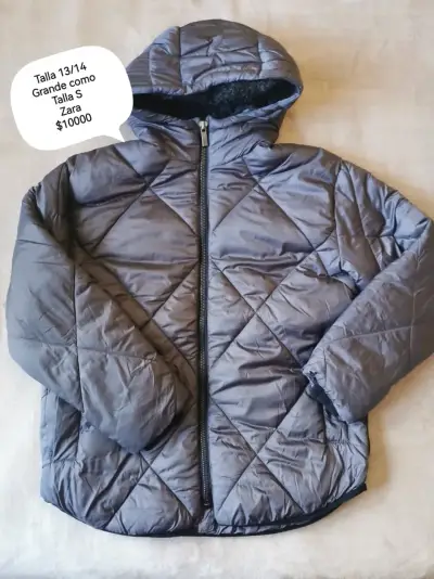 Chaqueta acolchada gris con capucha Zara talla S - miniatura 1