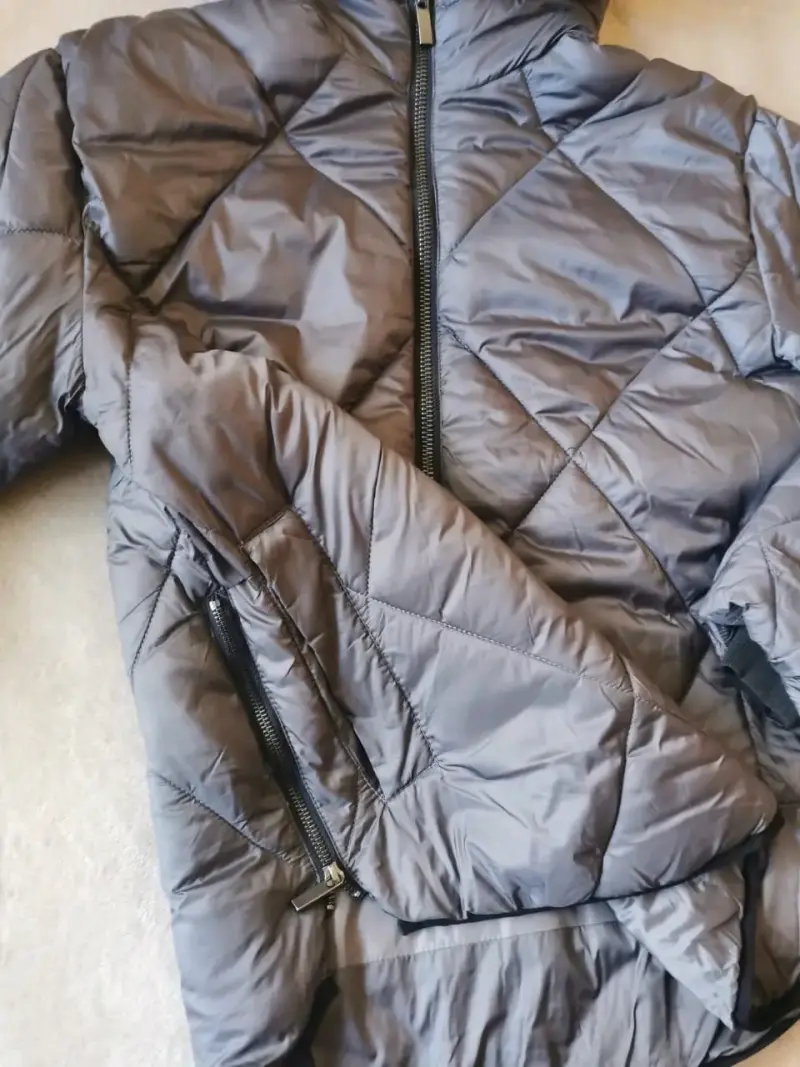 Chaqueta acolchada gris con capucha Zara talla S - 2