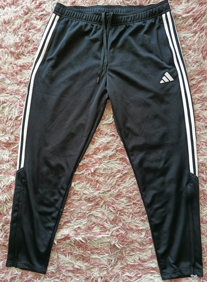 Pantalones deportivos negros Adidas AEROREADY - 1
