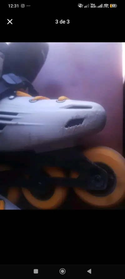 Patines en línea con ruedas amarillas - miniatura 2