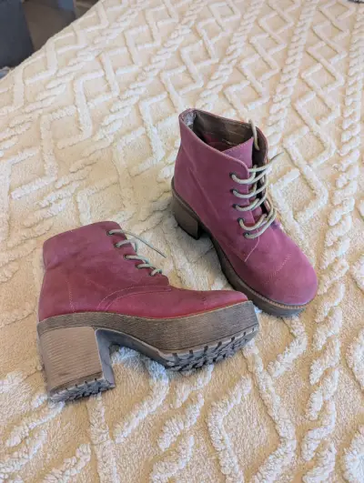 Botines de gamuza rosados con plataforma talla 36 - miniatura 1