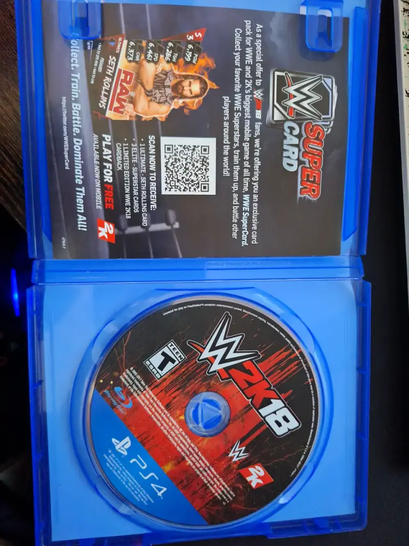 Juego WWE 2K18 para PS4 en buen estado - 1