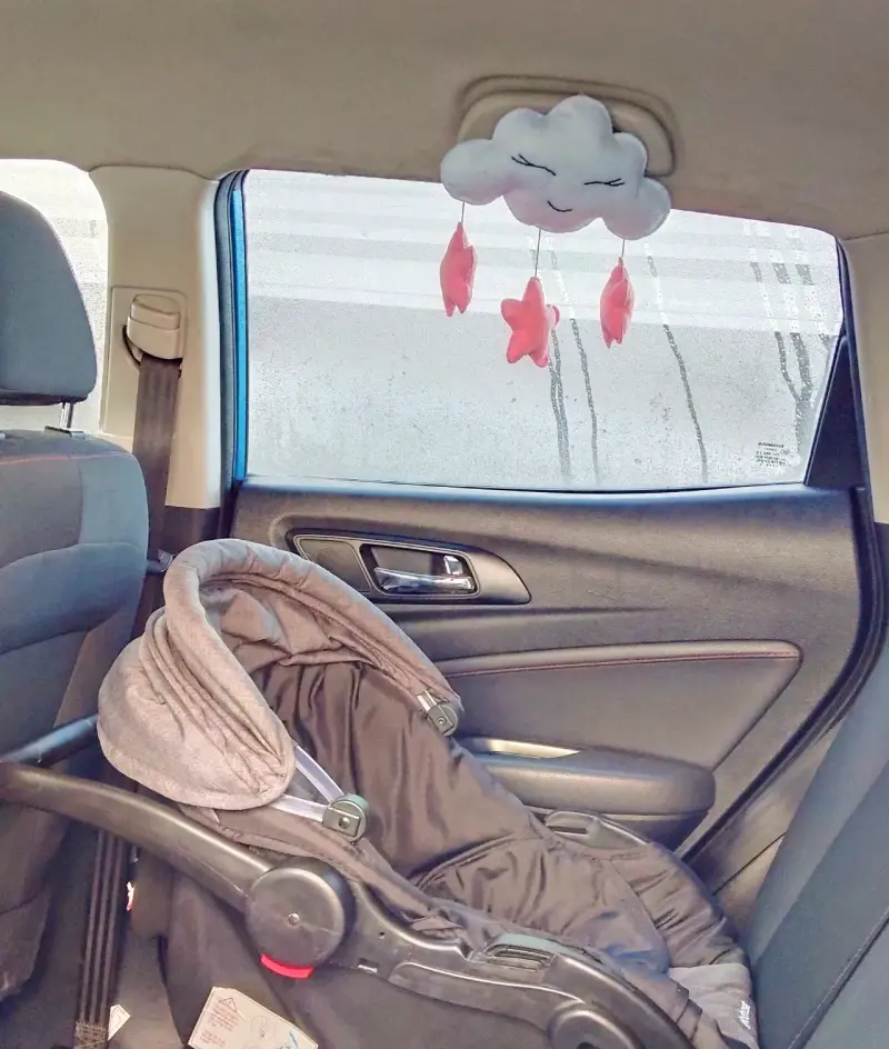 Móvil bebé decorativo para auto - 2