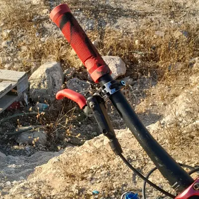 Bicicleta de montaña - miniatura 2