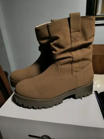 Botas de mujer camel con forro interior - miniatura 2