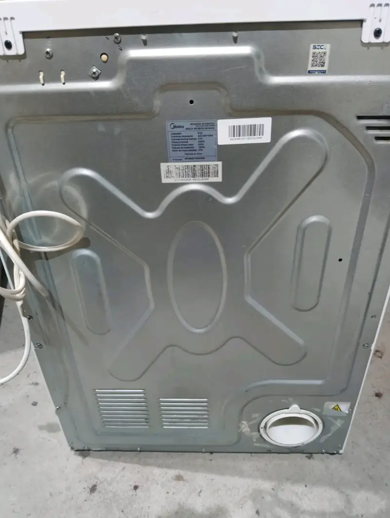 Secadora de ropa Midea 9kg en buen estado - 2
