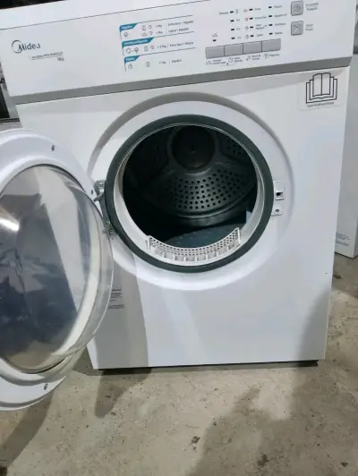 Secadora de ropa Midea 9kg en buen estado - miniatura 3