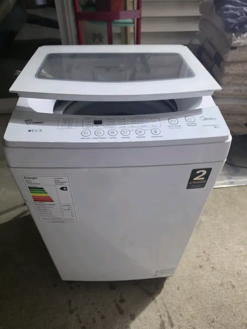Lavadora Midea de carga superior 8 kg - 1