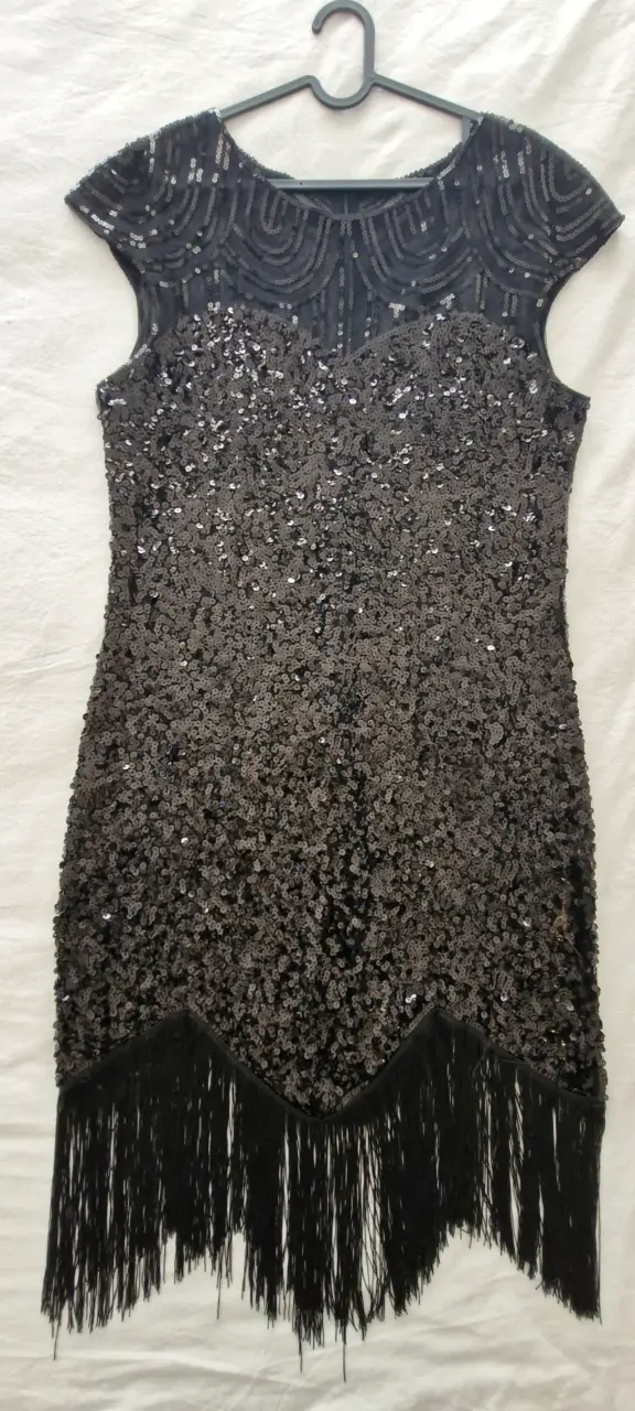Vestido de lentejuelas negro con flecos estilo Charleston - 4
