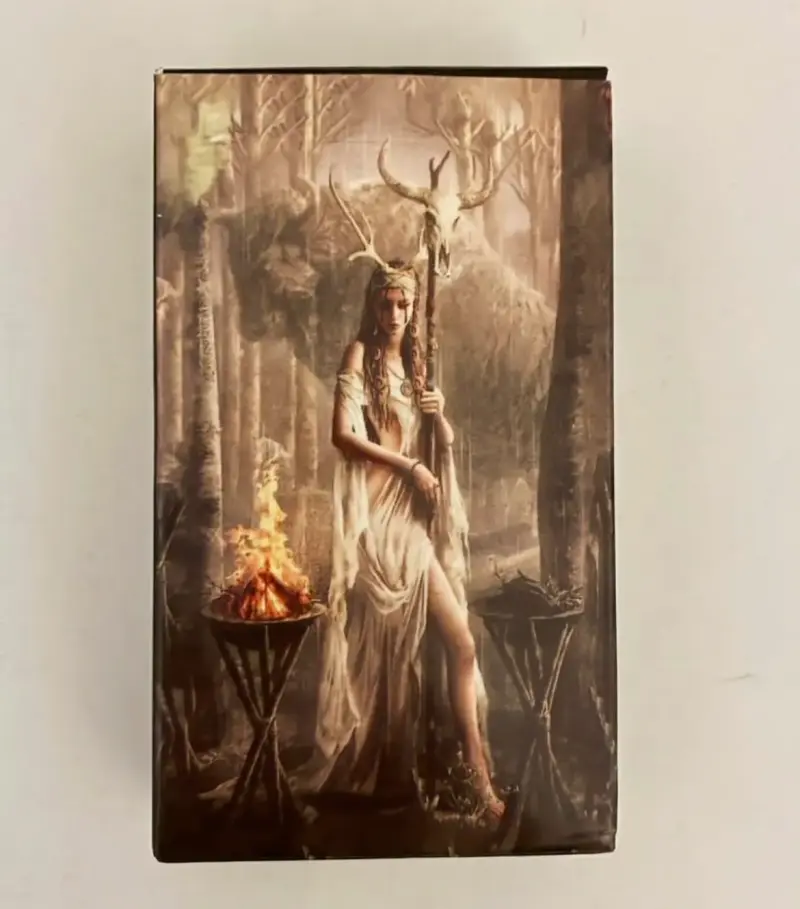 Runik Tarot - 2