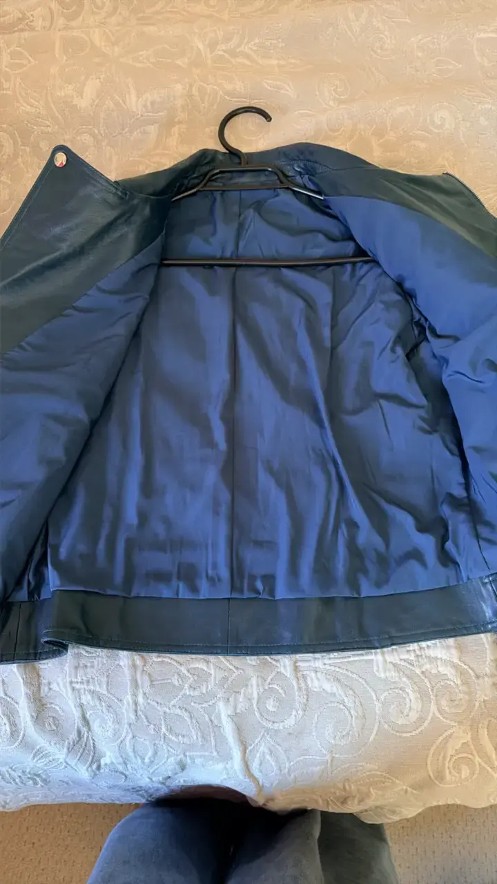 Chaqueta de cuero azul estilo motociclista - 4
